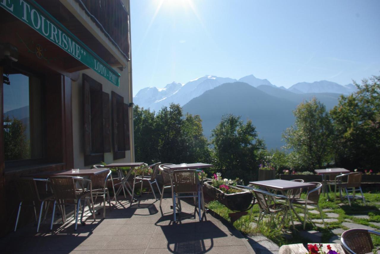 Hotel Le Tourisme Plateau dʼAssy エクステリア 写真